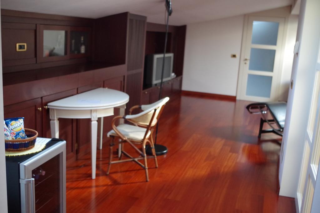B&B Independente Assago Exterior foto